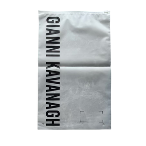 Sac à fermeture éclair givré personnalisé pour vêtements, pochette robuste réutilisable pour emballage de T-shirts, chaussures, sous-vêtements, avec fonctions de sécurité, en PE - Product Image 2