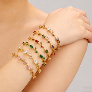 HS134 2026 Bracelet de luxe micro-pavé CZ Tulipe, style feuilles, tendance Ins, vente en gros pour femmes - Product Image 1