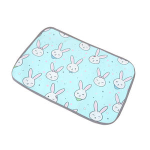 แผ่นรองทำความเย็นสำหรับสัตว์เลี้ยงแบบผ้า ทันสมัย สั่งทำได้ ขายดี พร้อมฐานกันลื่น สำหรับฤดูร้อน - Product Image 1