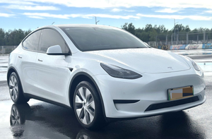 <span class=keywords><strong>Tesla</strong></span> <span class=keywords><strong>Model</strong></span> Y <span class=keywords><strong>2022</strong></span> d'occasion, propulsion arrière, SUV intermédiaire BEV, faible kilométrage, conduite à gauche, véhicule électrique à charge rapide pour l'exportation - Product Image 2