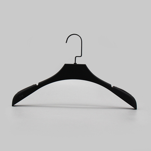 Chất Lượng Cao Nhựa Thương Mại Quần Áo Móc Áo Kim Loại Móc Biểu Tượng Tùy Chỉnh Tủ Quần Áo Sử Dụng Tùy Chỉnh Màu Sắc Đa Chức Năng Thiết Kế - Product Image 1