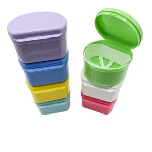 Caja de almacenamiento para dentaduras postizas completas de estilo europeo, estuche para dentaduras tipo D, caja de remojo para dentaduras extraíbles con filtro. - Product Image 4