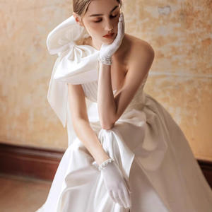 Kadınlar için LY-PD0101 abiye seksi kolsuz kat uzunluk balo abiye saten XL doğal balo etek - Product Image 3