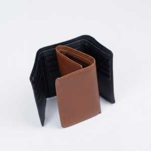 กระเป๋าสตางค์หนังวินเทจแบบพับสามตอนสำหรับผู้ชาย ป้องกัน RFID  ใส่บัตรเครดิตได้  โลโก้สั่งทำได้  บางเฉียบ รุ่น NTW-0072 สำหรับธุรกิจ B2B - Product Image 1