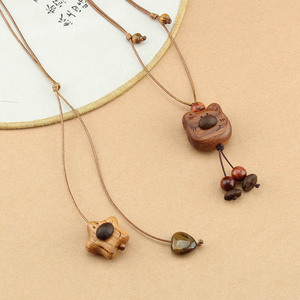 Corda geometrica in legno naturale da donna in stile retrò con animali simpatici collana pendente per maglione accessori regalo per bambini - Product Image 2