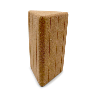Bloque de Yoga Triangular de Corcho de Alta Densidad <span class=keywords><strong>para</strong></span> Relajación Lumbar y Asistencia en Danza y Fitness - Product Image 3