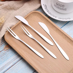 Vente en gros d'argenterie 2 pièces en acier inoxydable petit couteau <span class=keywords><strong>fourchette</strong></span> pour manger gâteau de lune Fruits Dessert <span class=keywords><strong>fourchette</strong></span> et couteau - Product Image 1