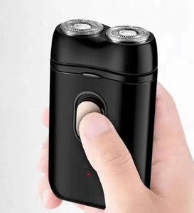 Afeitadora Eléctrica Recargable de Doble Cabezal para Hombre, Pantalla LED, Afeitadora Suave para la Piel, Carga USB, Color Negro - Product Image 5