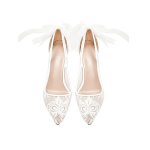 Eleganti scarpe da donna ricamate di fascia alta delicate con tacco a fiocco tacco sottile angelo scarpe da sposa bianche - Product Image 4