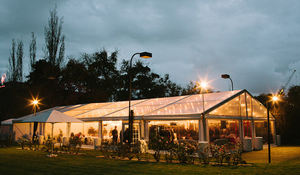 Carpa moderna <span class=keywords><strong>para</strong></span> eventos <span class=keywords><strong>de</strong></span> boda, tela <span class=keywords><strong>de</strong></span> PVC <span class=keywords><strong>de</strong></span> 850 g/m², marquesina con postes <span class=keywords><strong>de</strong></span> aluminio <span class=keywords><strong>para</strong></span> eventos - Product Image 4