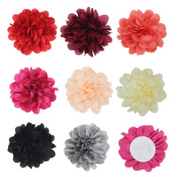 Fleur en tissu mousseline faite à la main avec dos en feutre, multicolore, pour décoration de vêtements et cheveux, en stock