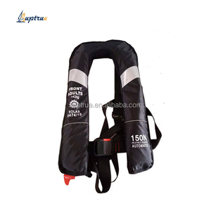 Suptrue CE Solas a approuvé le <span class=keywords><strong>gilet</strong></span> <span class=keywords><strong>de</strong></span> <span class=keywords><strong>sauvetage</strong></span> gonflable du bateau marin <span class=keywords><strong>150N</strong></span> pour le bateau - Product Image 5