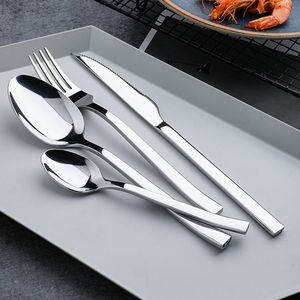 Restaurante Cuchara Tenedor Juegos de cuchillos, diseño de curva en S Acero inoxidable Recubierto de PVD Chapado en oro Cubierto - Product Image 4