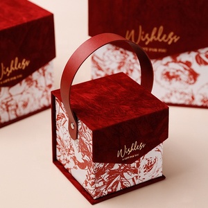 Bán Buôn Tùy Chỉnh Sang Trọng Vuông Đám Cưới Sô Cô La Kẹo Hộp Hot Bán Lá Vàng In Nhung Hiện Nay Hộp Quà Tặng Với Xử Lý - Product Image 5