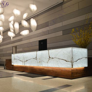Mostrador de Recepción Moderno Personalizado con Luz LED para Hotel, Centro Comercial u Hospital, con Mármol Corian, Diseño de 5 Estrellas - Product Image 1