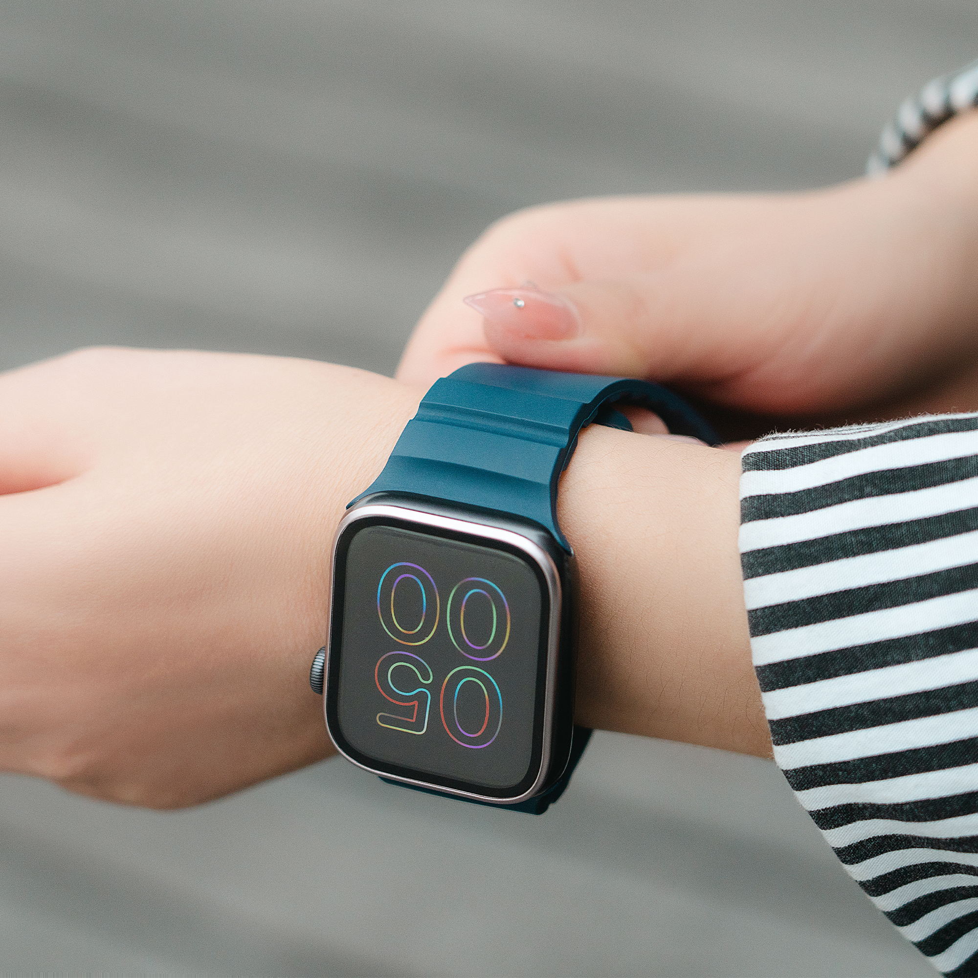 RYB Wholesale Spot FKM Rubber <strong>Watch</strong> Strap 22mm Sports Waterproof Smart <strong>Watch</strong> Band for <strong>apple</strong> <strong>Watch</strong> Series 10 9 8 7 6 5 4