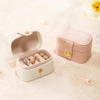 Mini boîte à bagues en cuir PU blanc de voyage nouveau Design étui à bijoux fait main pour fille cadeaux décoration de la maison utilisation