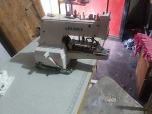 Machines à coudre industrielles JUKIS 373 à grande vitesse, à bouton, d'occasion, vente chaude <span class=keywords><strong>2022</strong></span>, moteur fourni, ensemble de couteaux de 6 mm - Product Image 4