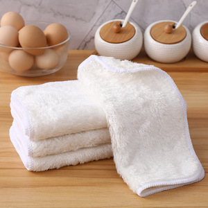 Chiffon de cuisine rectangulaire en fibre de bambou épaissie blanche, absorbant et dégraissant - Product Image 1