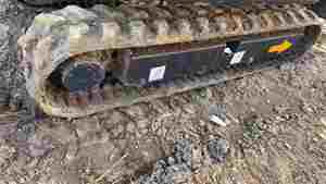 Miniexcavadora Usada Hitachi ZX17 de 1 Tonelada con Motor Importado, Pintura Original, Accesorio de Barrena y Martillo Rompedor - Product Image 6