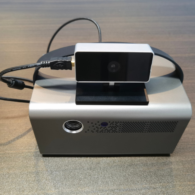 600ANSI 1920*1080p Resolution for Office & Education Smart DLP Android Projector