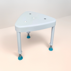 Chaise de <span class=keywords><strong>douche</strong></span>, sécurité de la salle de bain, hauteur réglable, style italien, élégante, forme triangulaire, nouveau modèle pour personnes âgées - Product Image 4