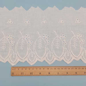 Encaje de algodón festoneado de 18cm/7,08 con hojas bordadas, suministros de tela de encaje - Product Image 3