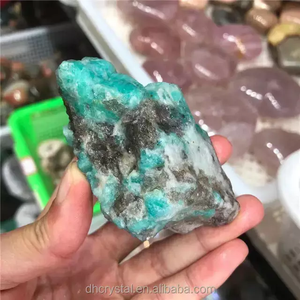 الجملة الطبيعي منحوتة الخام الأحجار الكريمة الأخضر بلورات حجارة الشفاء امازونيتي الخام بلورات الحجارة - Product Image 2