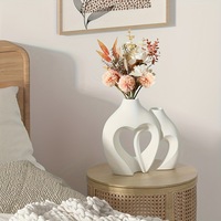 Vente en gros de vases à fleurs en résine incassable de forme géométrique en forme de cœur, décoration d'art moderne de qualité supérieure pour la maison, artisanat léger