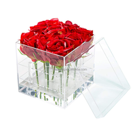 Boîte à fleurs en acrylique transparent de luxe avec forme rectangulaire sculptée pour boîte à roses 9 roses