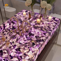 Plan de toilette de luxe pour salle de bain commerciale en pierre translucide de fluorite améthyste violette rétroéclairée