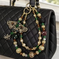 Cadena de Teléfono de Lujo con Dijes de Mariposa Antiguos, Cuentas de Cristal, Esmeralda y Filigrana Dorada, Llavero para Bolso, Joyería Hecha a Mano al por Mayor