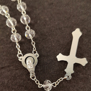 Rosario Católico Hecho a Mano con Cuentas de Cristal Rosa de 6 mm y Medalla de San Benito <span class=keywords><strong>en</strong></span> Aleación, <span class=keywords><strong>para</strong></span> Oraciones - Product Image 6