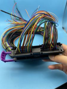 FCI 56ピンメス型ECUコネクタ（シェルとピン付き）211PC562S8009 211PC562S0008、18AWG 3メートルワイヤー付き - Product Image 3