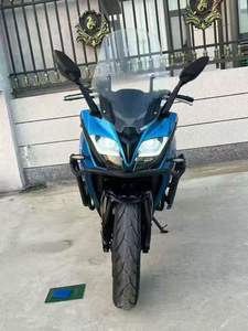 <span class=keywords><strong>Moto</strong></span> Spring <span class=keywords><strong>GT</strong></span> 400cc à deux cylindres, refroidissement par eau, injection électronique d'essence avec ABS - Product Image 4