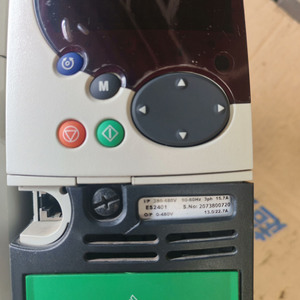 ES2401 UNIDRIVE 5.5KW 380V d'occasion en bon état ES2401 ES2401 UNIDRIVE 5.5KW 380V d'occasion en bon état ES2401 - Product Image 6
