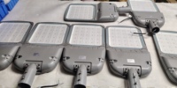 Lampadaire LED, lampadaire routier LED, 50-300W, 150/190lm/W, MOSO, IP65, IK08, AC100-277V, 5 ans de garantie, CE, RoHS, pour autoroute, parking