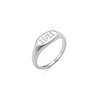 Bague classique en métal massif, surface lisse, acier inoxydable, placage anti-rayures, design intemporel, pour femme, à porter au quotidien