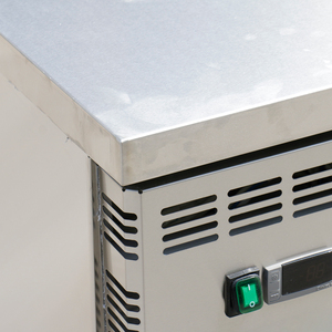 High-power Stainless Steel Commercial Horizontal Double-door <b>Refrigerator</b> LB700-1500 Counter <b>Refrigerator</b> LB700-1500 - Product Image 4