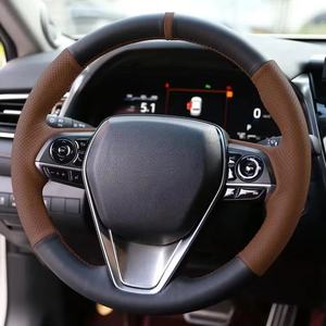 Funda de <span class=keywords><strong>Volante</strong></span> Cosida a Mano Personalizada para <span class=keywords><strong>Toyota</strong></span> Camry, Avalon, <span class=keywords><strong>Corolla</strong></span>, Highlander, RAV4, Accesorios de Cuero y Fibra para Auto - Product Image 5
