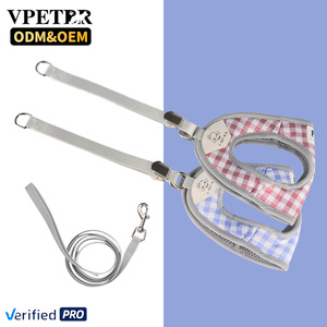 Vpetbr 2025 Set tali kekang anjing kulit kustom OEM untuk hewan peliharaan kecil, tali kabel taktis tanpa tarik untuk hewan peliharaan kecil - Product Image 1