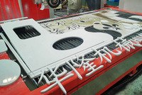 Máquina de corte de piedra CNC por chorro de agua de 5 ejes Hualong Machinery con software italiano Pegasus para azulejos de granito, motorreductor y rodamientos