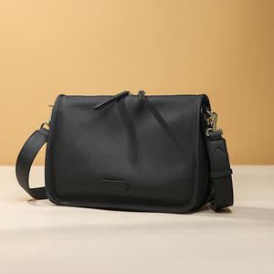 Sac à main pour femme en cuir véritable de grande capacité, tendance automne 2025, nouveau style vintage, texture simple, bandoulière unique, sous le bras, imperméable - Product Image 3