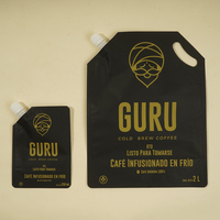 Pochettes souples personnalisées imprimées en héliogravure de qualité alimentaire 250ml 500ml 1L 2L avec bec verseur pour café, bière, eau minérale et autres liquides, avec trou de suspension