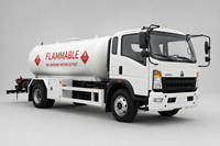 Camion-citerne à carburant en acier inoxydable Sinotruk HOWO 4x2 6000L 8000L, 5-10 tonnes, diesel, essence, huile, à vendre