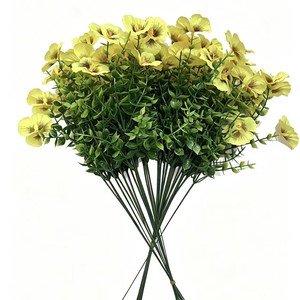 Bouquet de fleurs artificielles en eucalyptus violet et pansy jaune, en plastique et soie, pour la décoration de mariage, de maison ou de bureau - Product Image 1
