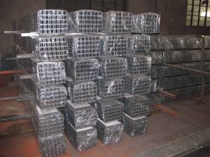 Saluran penyangga baja galvanis Hot-Dip berbentuk <span class=keywords><strong>C</strong></span>-U untuk nampan kabel dalam layanan konstruksi dan pemotongan - Product Image 2