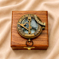 Boussole plate noire antique nautique avec boîte en bois d'archer originale, article cadeau avec poème
