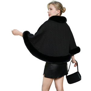 Elegantes Chales de Punto para Mujer con Ribete de Piel Sintética y Cierre de Perlas, Capas de Novia para Vestido de Boda, Cálidos - Product Image 4