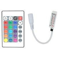 Télécommande infrarouge 24 touches pour le contrôle et la variation de la luminosité des bandes LED RGB